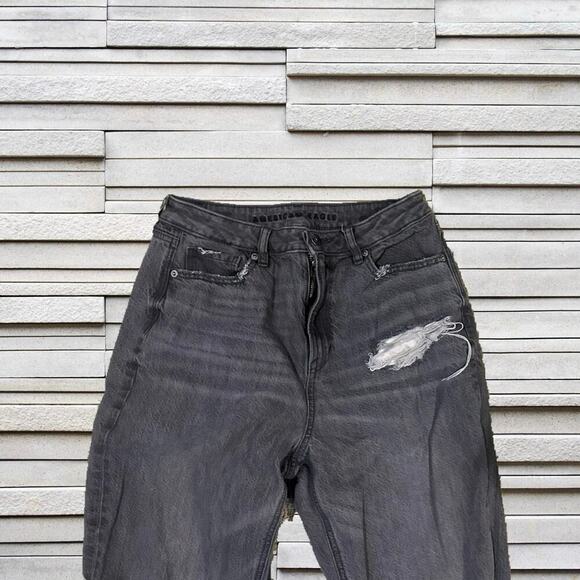 American Eagle Black Distressed 90’s Bootcut Jeans Sz. 8 - Picture 2 of 7